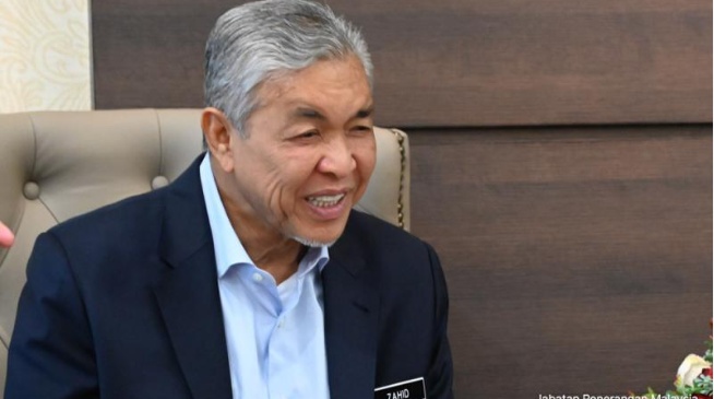 மலாக்காவில் ஒற்றுமை அரசை நிறுவ வேண்டியதில்லை