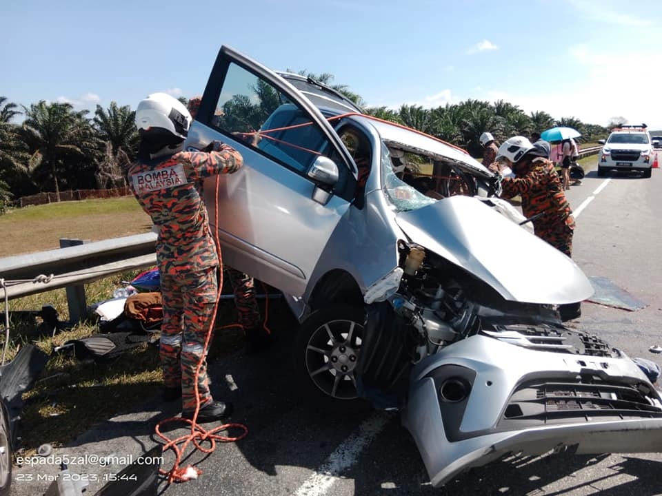 கோர விபத்தில் இரு ​மூதாட்டிகள் உயிரிழந்தனர்