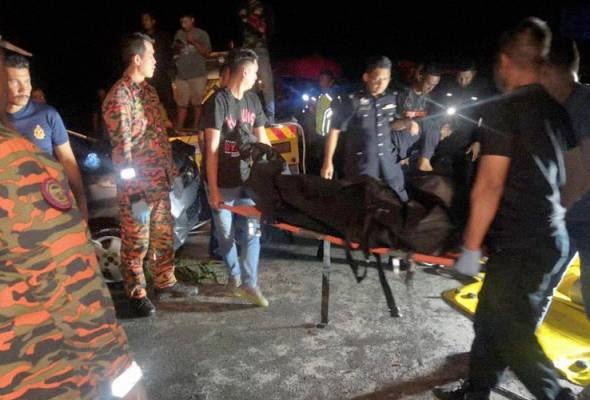 நீரில் அடித்துச் செல்லப்பட்ட பெண் மீட்கப்பட்டார்