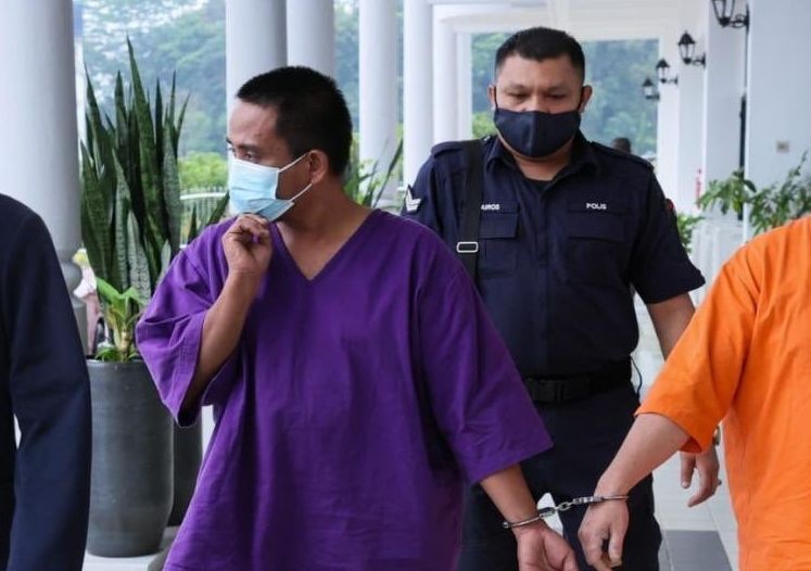 ஆபாசப்படம் அனுப்பிய ஆடவருக்கு 6 ஆயிரம் வெள்ளி அபராதம்