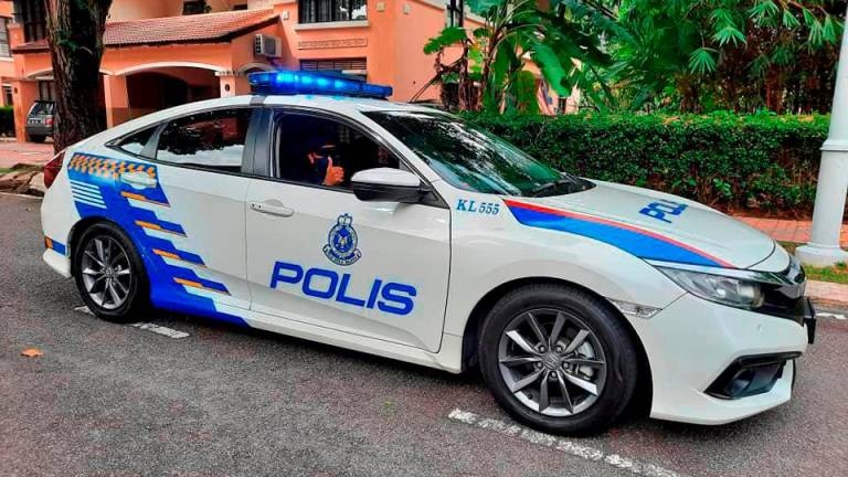 இனத் துவேசம் செய்த ஆடவர் கைது