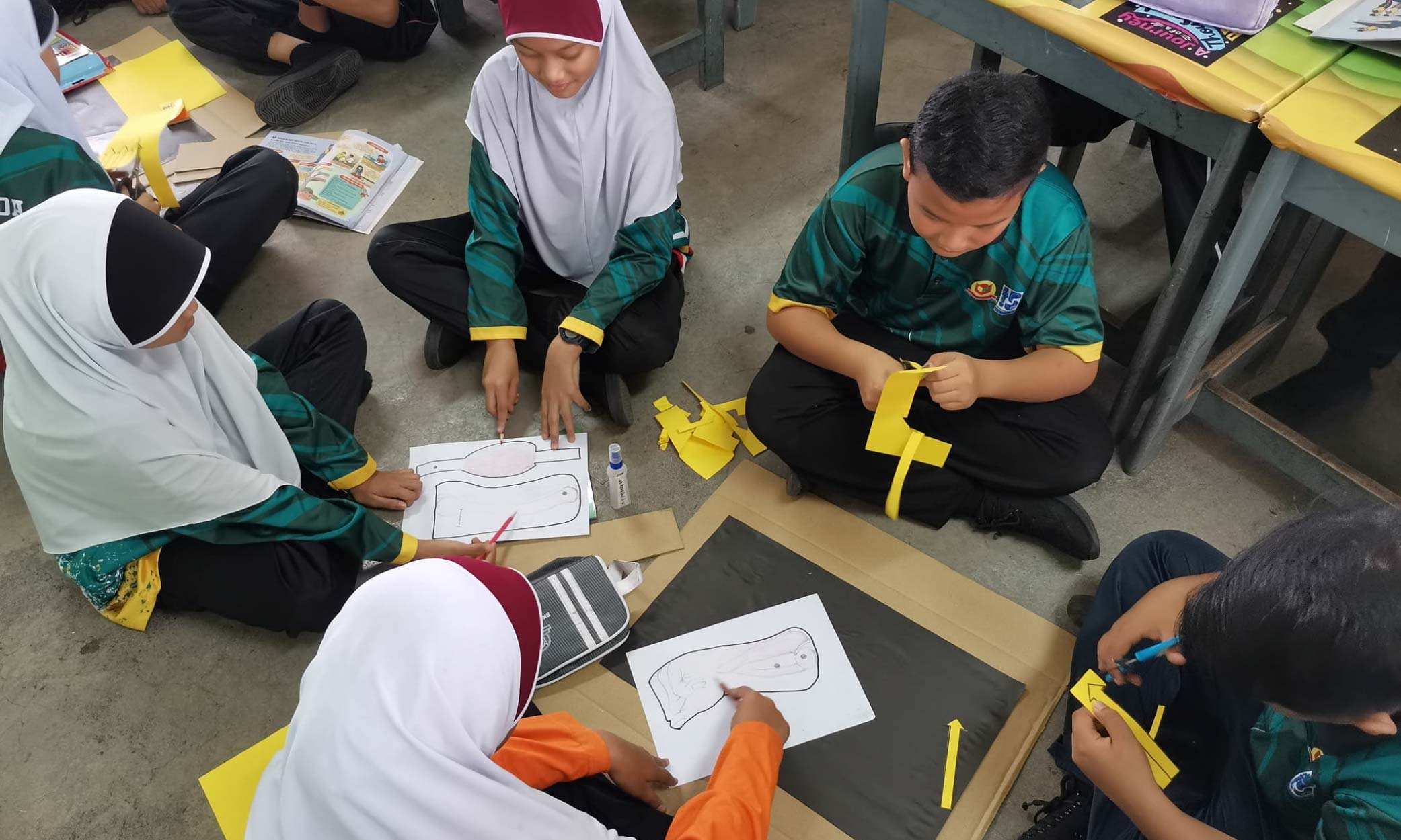 புறப்பாட நடவடிக்கைகளை ஒத்திவைப்பீர்