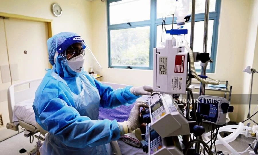 சுகாதார சிகிச்சையகத்தில் பணிப்புரிபவர்களுக்குக் கூடுதல் 'எலாவுன்ஸ்'பிரதமர் அறிவிப்பு