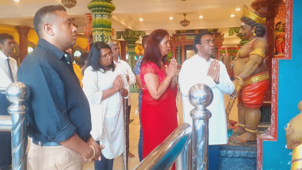 பத்து மலையைச் சுற்றிப் பார்த்தார் மொரிஸியஸ் அதிபர்