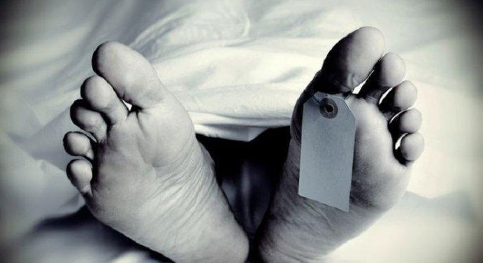 மாடியிலிருந்து குதித்து மாது தற்கொலை