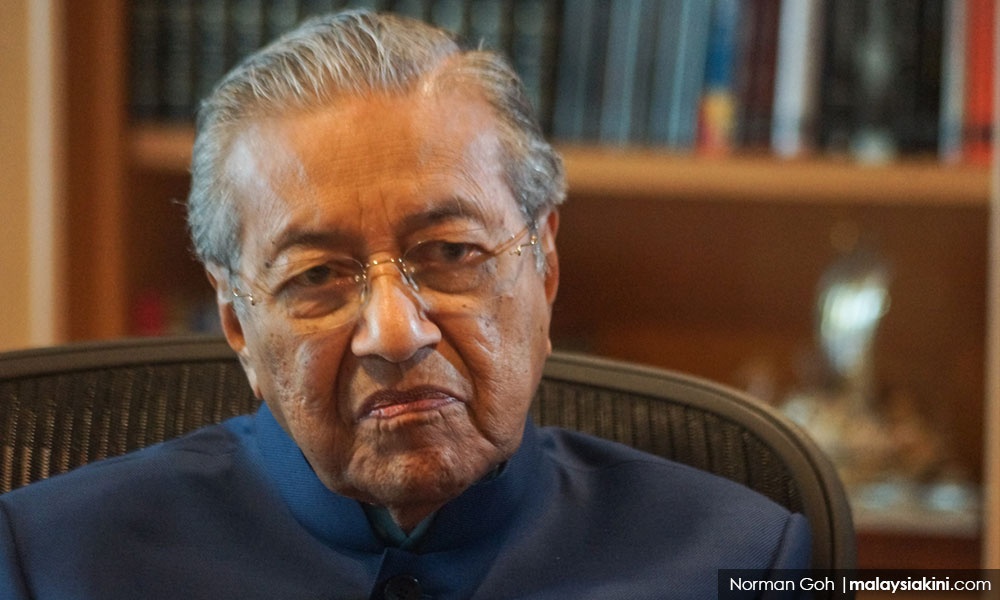 மலாய்க்காரர்களைப் பிளவுப்படுத்த முயற்சிக்கின்றனர்