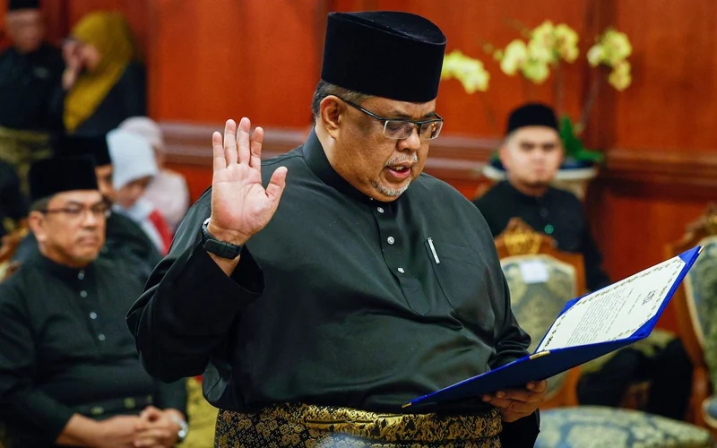 முதலமைச்சராக பதவியேற்றார் அப்துல் ரவுப் யூசுப்