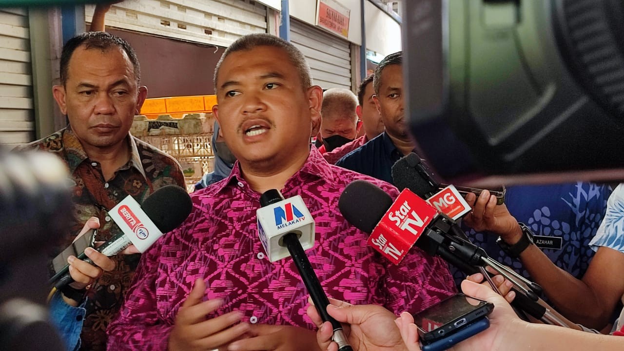 குற்றச்சாட்டை மறுத்தார் சட்டமன்ற உறுப்பினர்