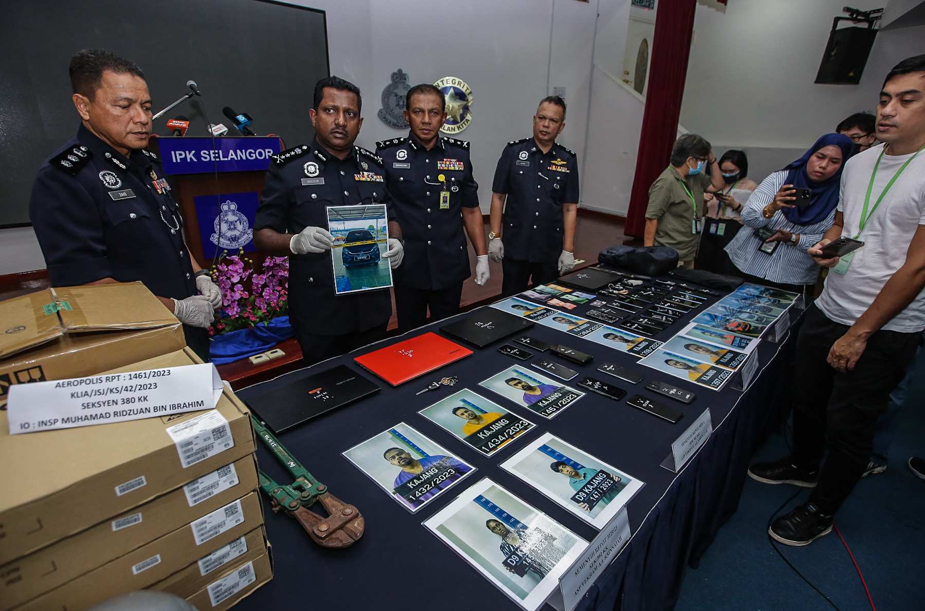 காஜா​ங்கில் வர்த்தகர் கடத்தப்பட்டு கொலை அறுவர் கைது