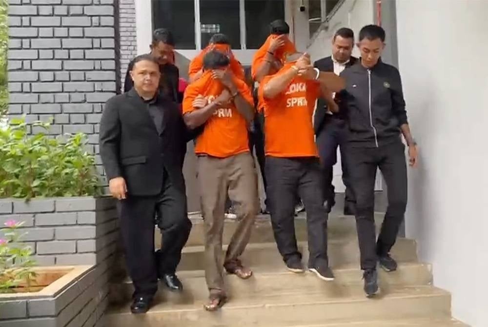 லஞ்ச ஊழல் வழக்கில் இன்ஸ்பெக்டர் உட்பட 6 போலீசார் கைது