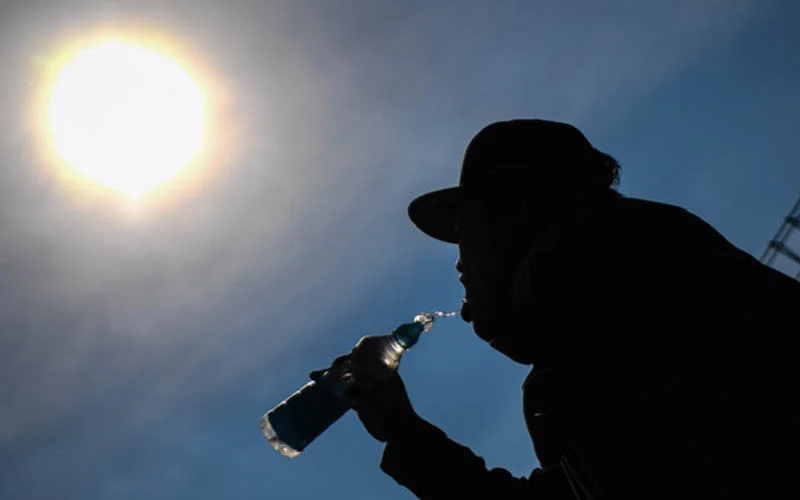 அவசரக்கால பிரகடனத்தை அறிவிக்க அரசாங்கம் தயார்