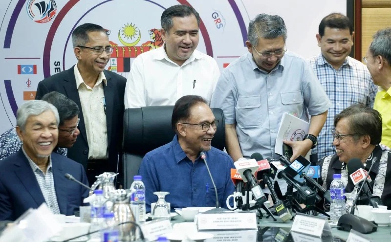 நடப்பு அரசாங்கம் வலுவுடன் இருக்கிறது