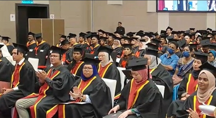 சைத்தோ பல்கலைக்கழகத்தின் பட்டமளிப்பு விழா