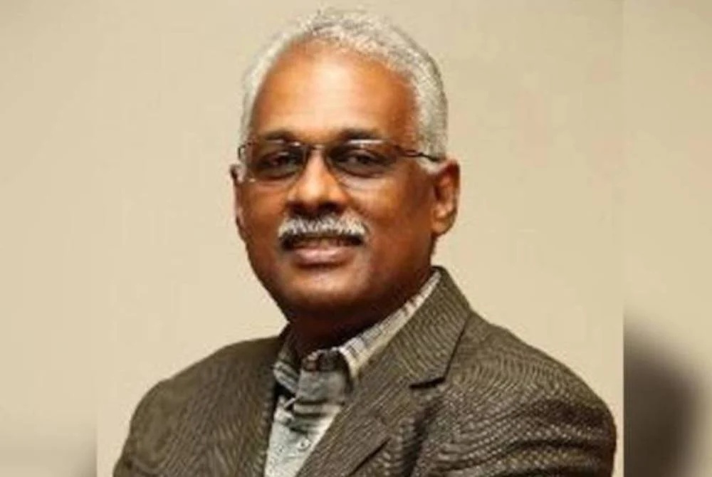 வெடிமருந்தை போல் செயல்படுகிறார் முன்னாள் பிரதமர்