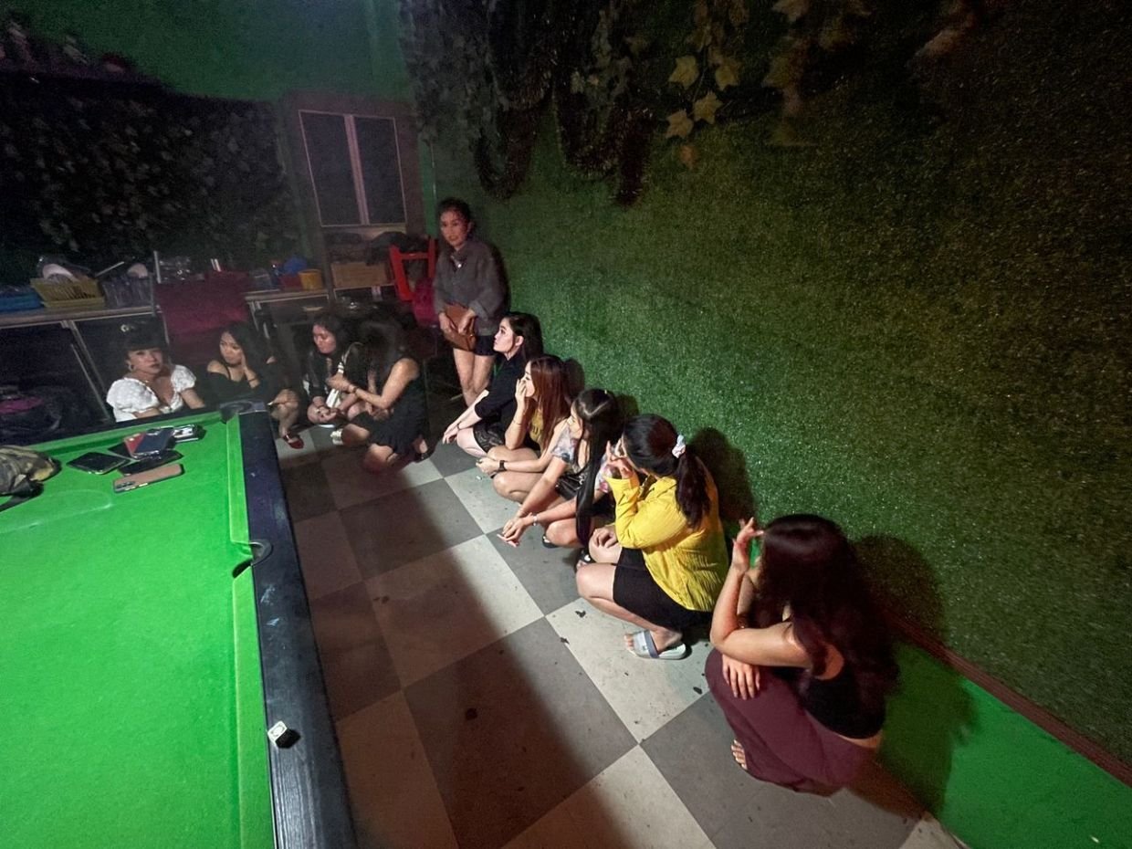 22 அந்நிய நாட்டுப் பெண்கள் கைது