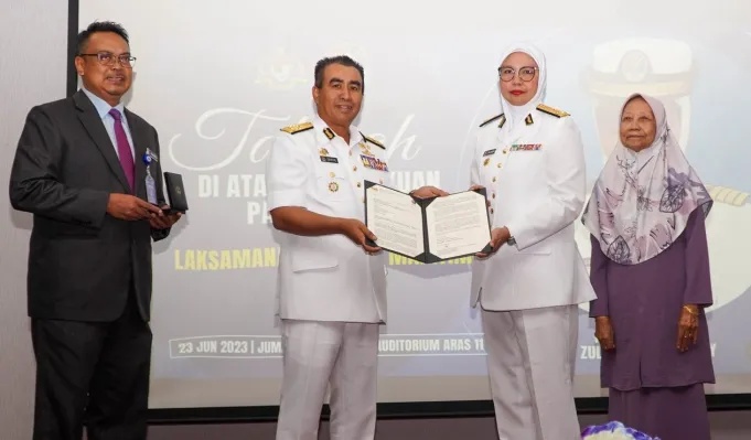 மலேசிய கடல் சார் தளபதியாக ஒரு பெண் நியமனம்