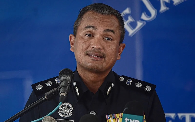 முன்னாள் தேசிய கால்பந்தாட்ட வீரர் கைது