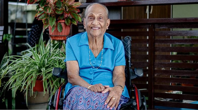 திருமதி கமலாதாஸிற்கு மாமன்னர் வாழ்த்து