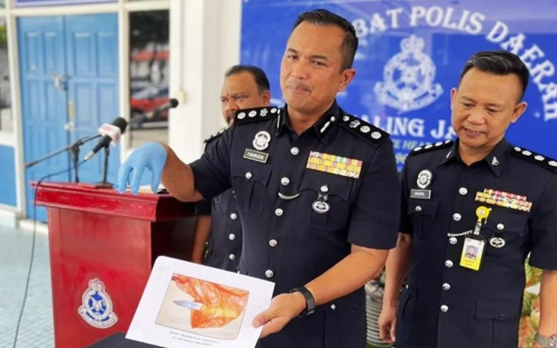 30 வயது இந்தியப் பிரஜை கைது