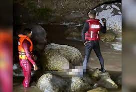 நீரில் மூழ்கி மாது மரணம், ஒருவர் காணவில்லை