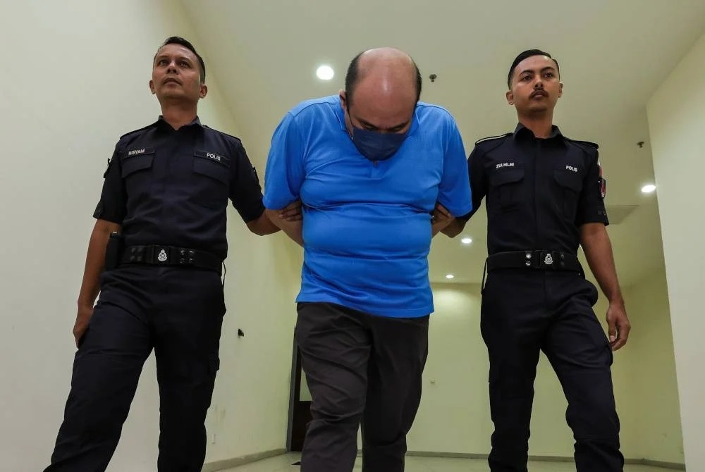 தந்தைக்கு ஒரு நாள் சிறை, 1,400 வெள்ளி அபராதம்