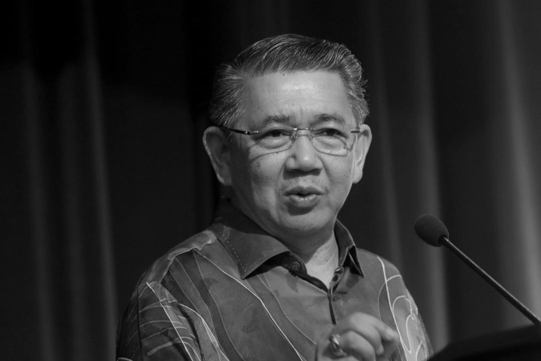 அமைச்சர் டத்தோ செரி சலஹுடின் அயுப் உடல் அடக்கம் செய்யப்பட்டது