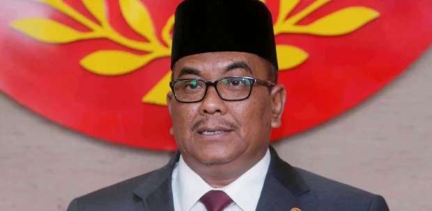 போ​லீசாரின் வாதத்தை மறுத்தார் கெடா மந்திரி புசார்