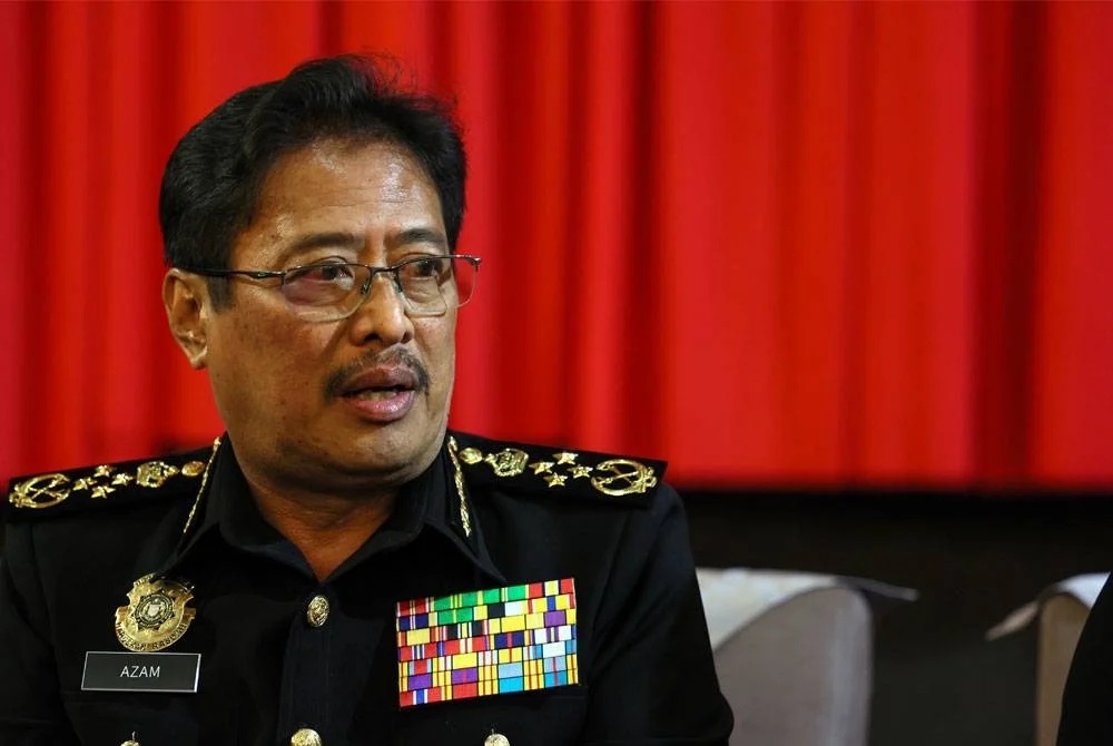 மேலும் பலர் சம்பந்தப்பட்டு இருக்கலாம்