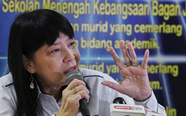 மாணவர்களை ஆசிரியர் கடிப்பதா? விசாரணை செய்யப்படும்