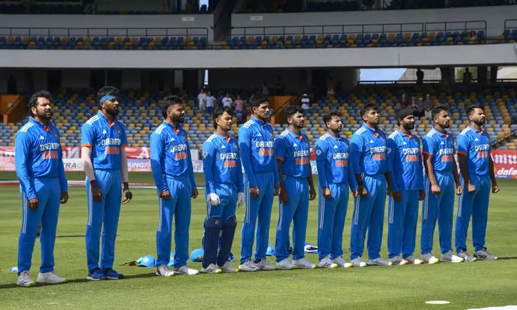 தொடரை கைப்பற்றப்போவது யார்..? - கடைசி ஒருநாள் போட்டியில் இந்தியா-வெஸ்ட் இண்டீஸ் அணிகள் நாளை மோதல்...!