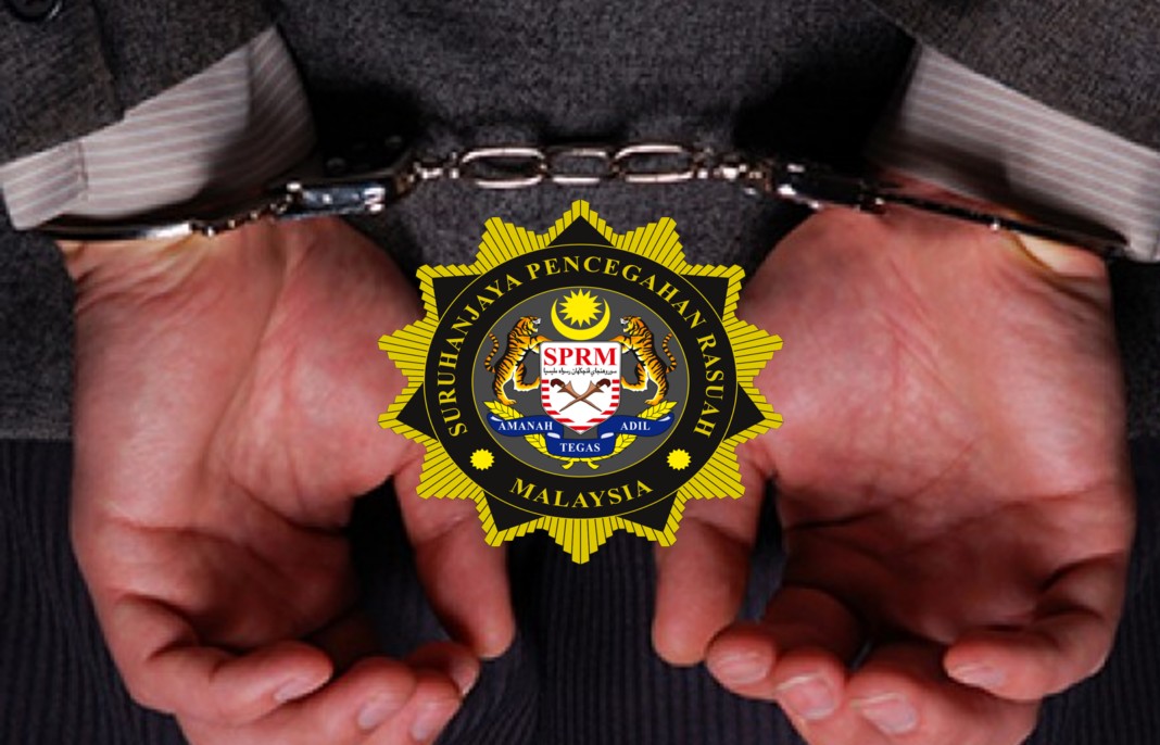 ஆடம்பர கார்களுக்கு வரியை குறைப்பதா? 7 பேர் கைது