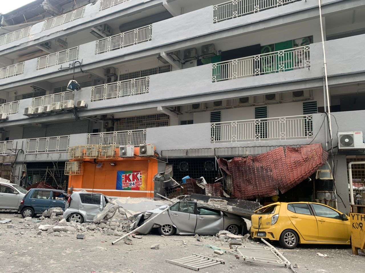 கட்டுமானத்தில் குறைபாடுகள் ஏற்பட்டு இருக்கலாம்