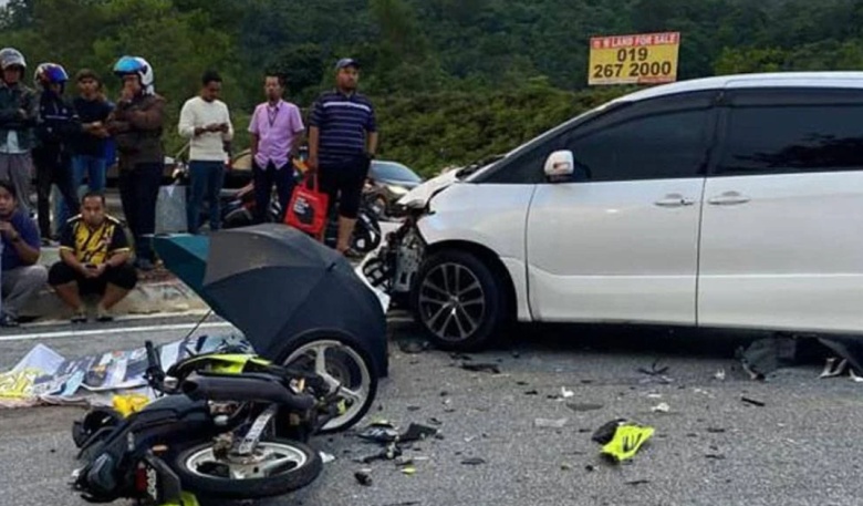 சாலை விபத்தில் பல்கலைக்கழக மாணவர் உயிரிழந்தார்