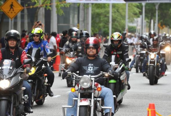 பி2 லைசென்ஸ் பி ஆக தரம் உயர்த்துவது குறித்து ஆராயப்படும்