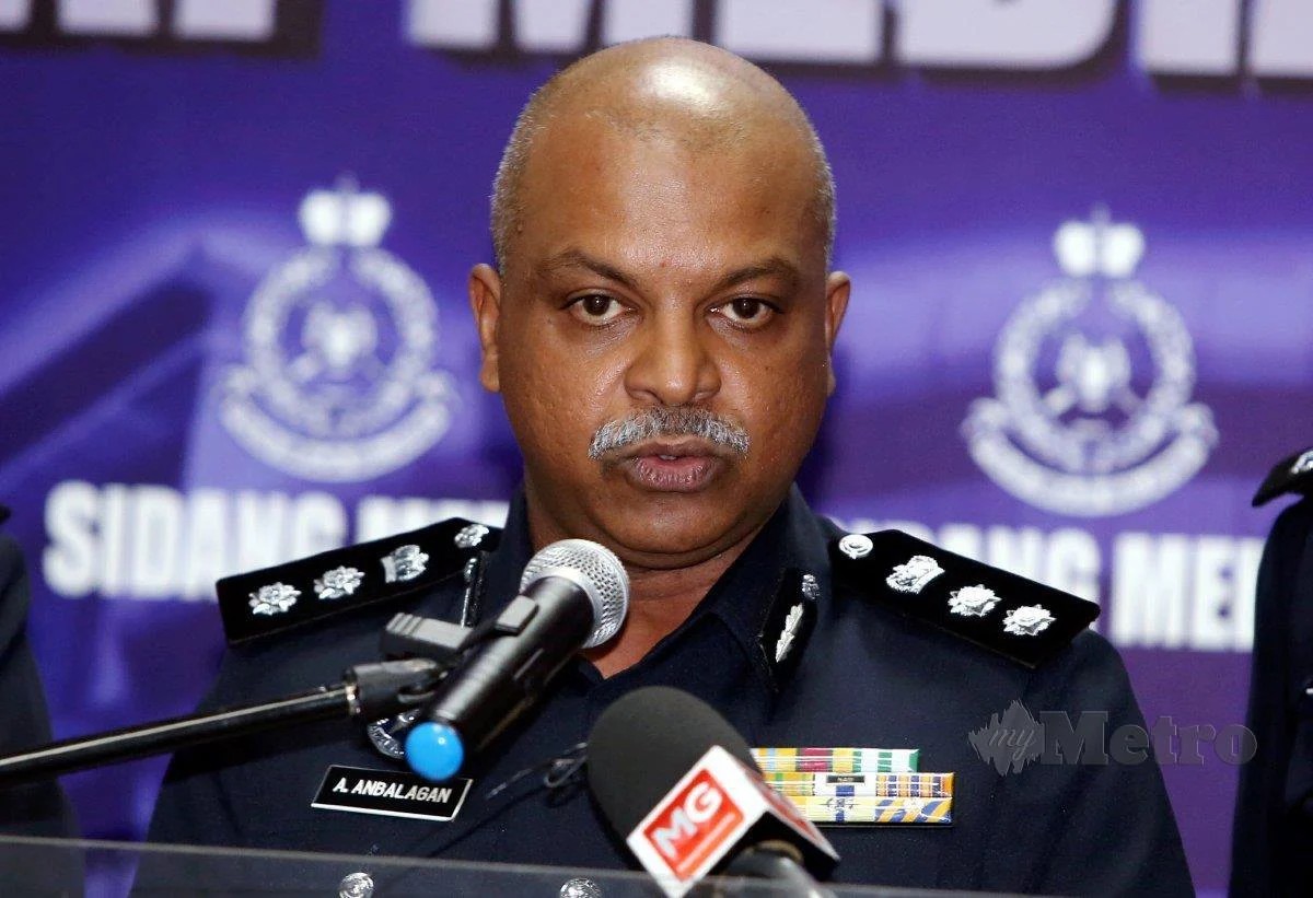 இரு பெண்களை கடத்திய இரு நபர்கள் கைது