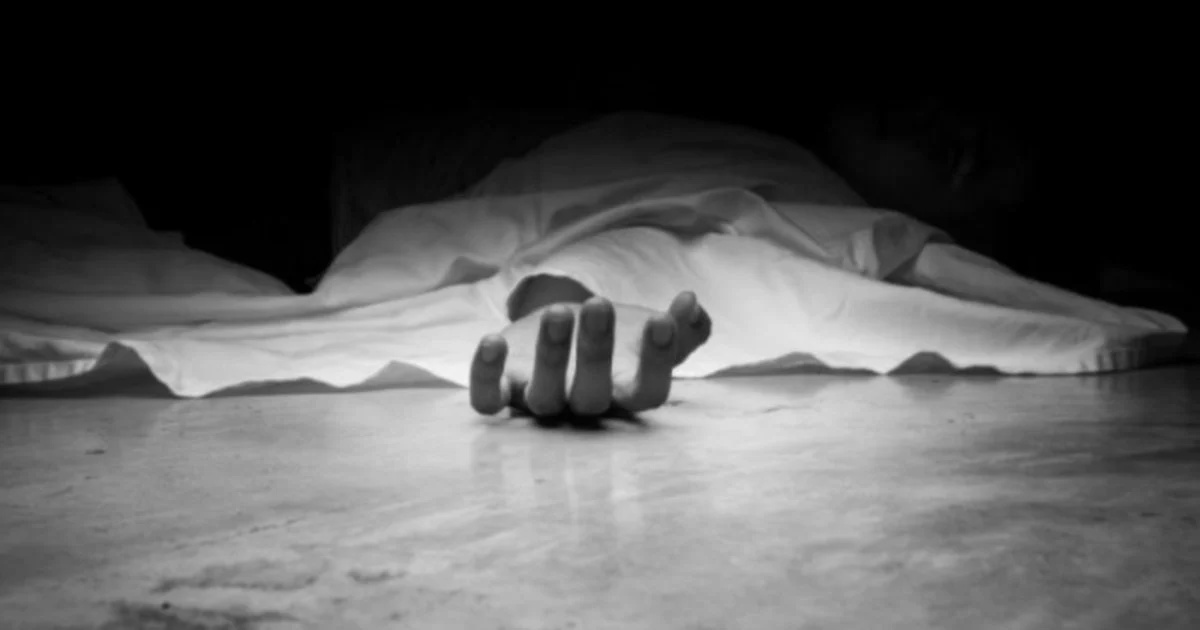 ஒன்பது வயது சிறுவன் கத்தியால் குத்தி மரணம்