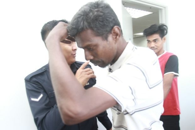 தாயாரை கத்திகோலினால் மிரட்டிய ஆடவருக்கு எட்டு மாத சிறை