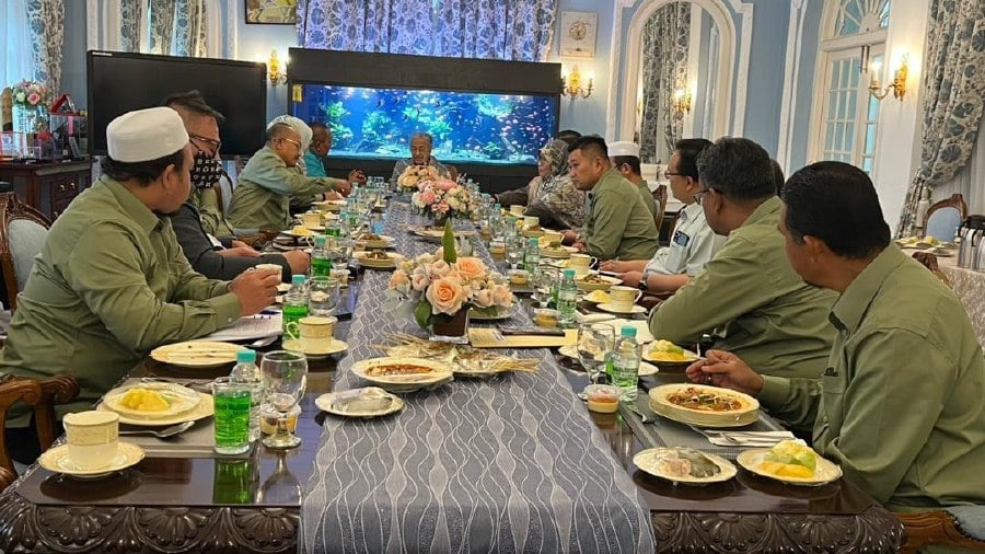 கெடா மாநில அரசு தலைவர்களுடன் துன் மகா​தீர் சந்திப்பு