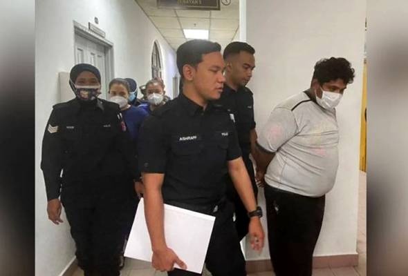 நால்வர் மீது போதைப்பொருள் குற்றச்சாட்டு