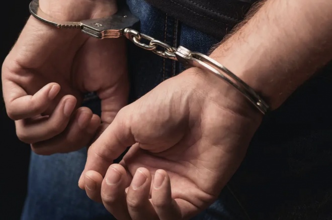 இந்திய மாதுவை பாலியல் பலாத்காரம் செய்த சாமியார் கைது