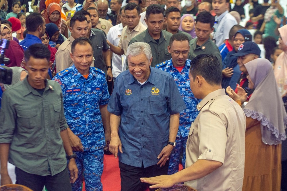 ஸாஹிட்டுக்கு எதிரான குற்றச்சாடு மீட்டுக் கொள்ளப்படவில்லை