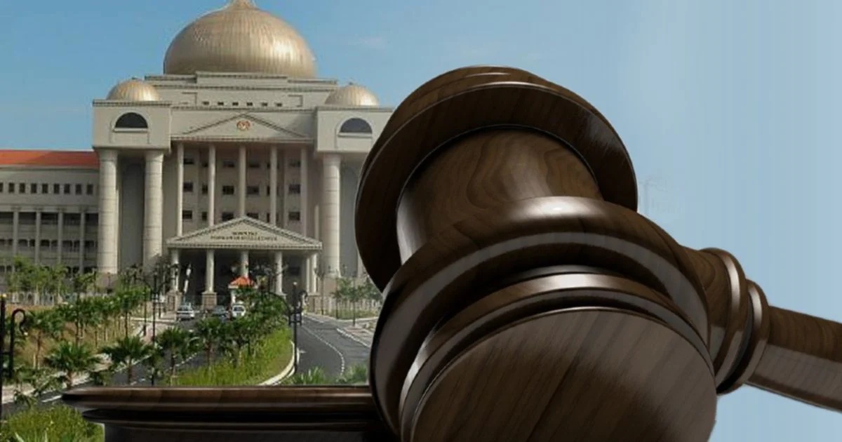 தூக்குத் தண்டனையிலிருந்து மூவர் தப்பினர்