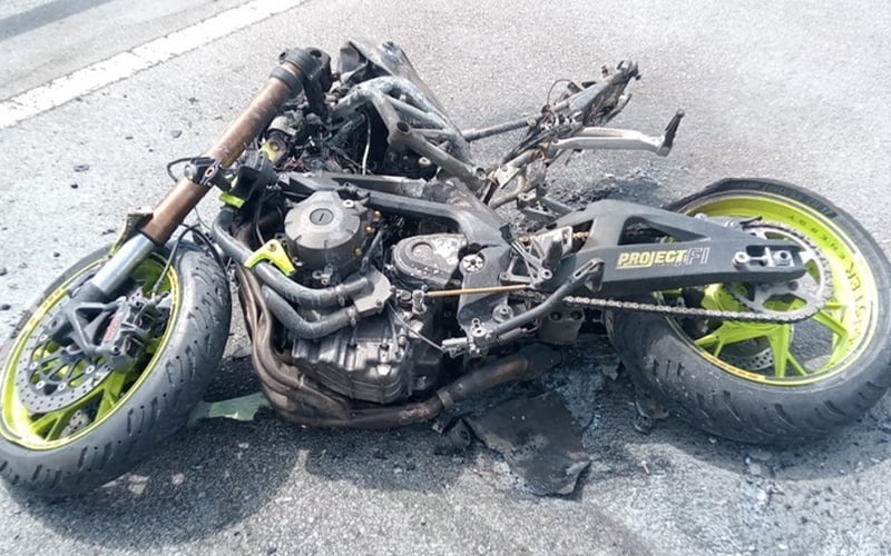 கணவன் மனைவி உயிர் இழந்தனர்