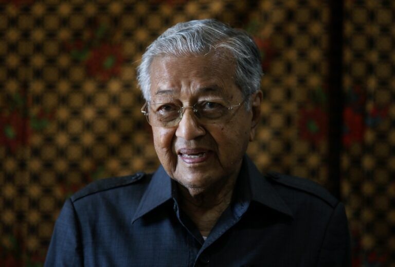 மக்களின் வாயை மூடும் முயற்சியாகும்