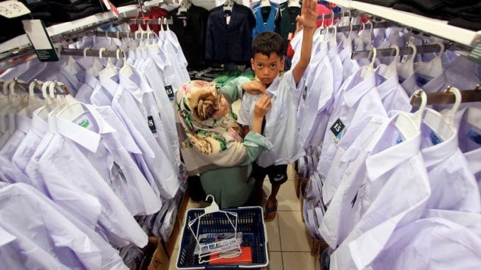 2024 ஆம் ஆண்டு பட்ஜெட் குறித்து பெற்றோர்கள் ஏமாற்றம்