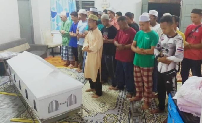 114 வயது ஊர்க்காவல் படை முன்னாள் உறுப்பினர்