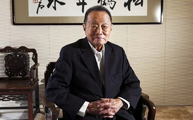 100 வயது அகவையை எட்டினார் ரோபெர்ட் குவோக்