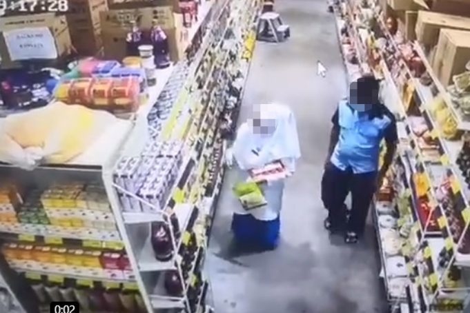 நீதிமன்றத்தில் குற்றஞ்சாட்டப்பட்டுள்ளார்