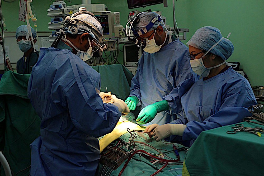 1,912 குத்தகை மருத்துவர்களுக்கு நிரந்தரப்பணி