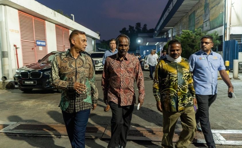 தொழிலாளர்களுக்கான சம்பள உயர்வு ஆய்வு செய்யப்படும்